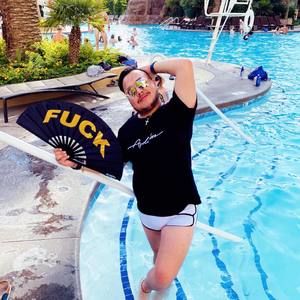 Meet your Posher, Brian